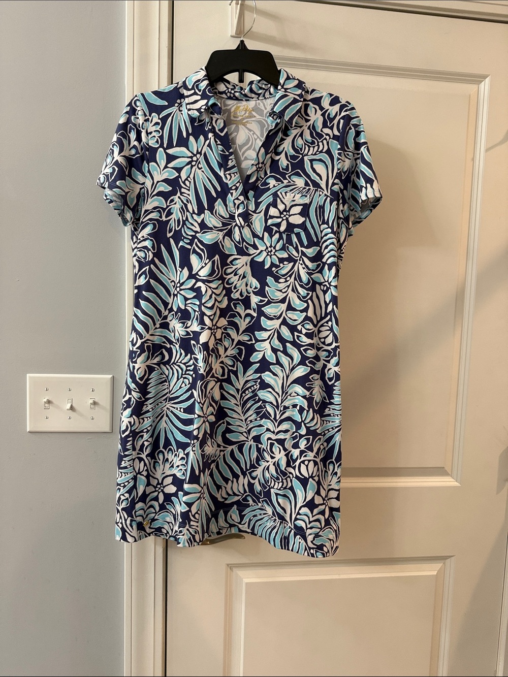 Lilly Pulitzer Dune Dress. Navy & Light Blue Tropical Print Polo Dress
